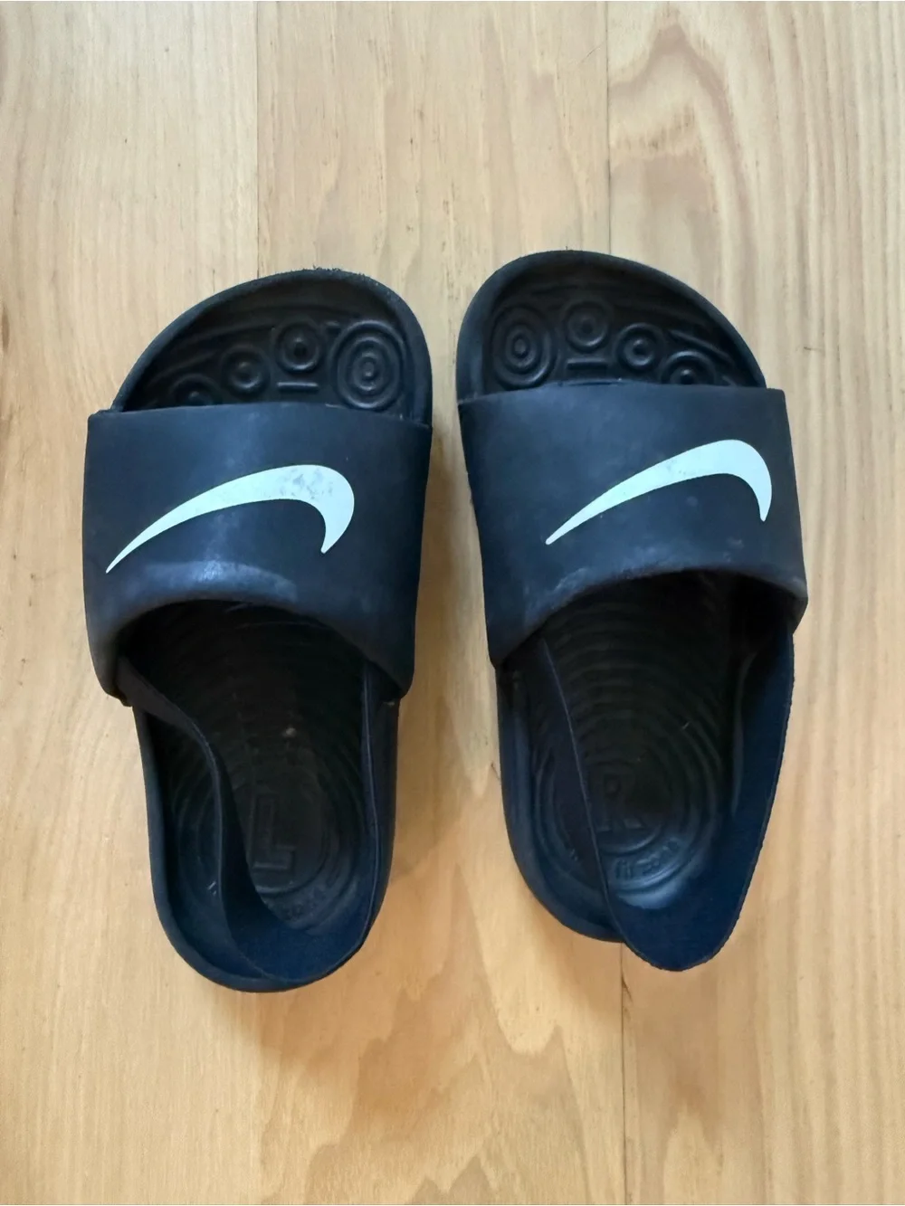 Nike Kawa Toddler Slides Sandals Black Size 8C